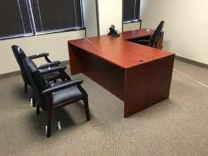 L-Shape Desk with Guest Chairs